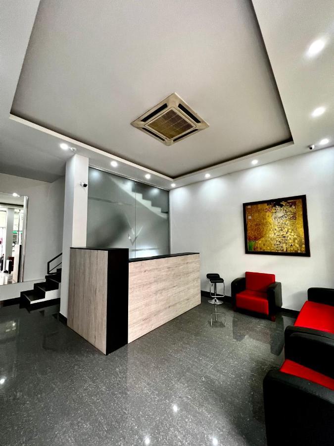Queen Hostel Тбилиси Экстерьер фото