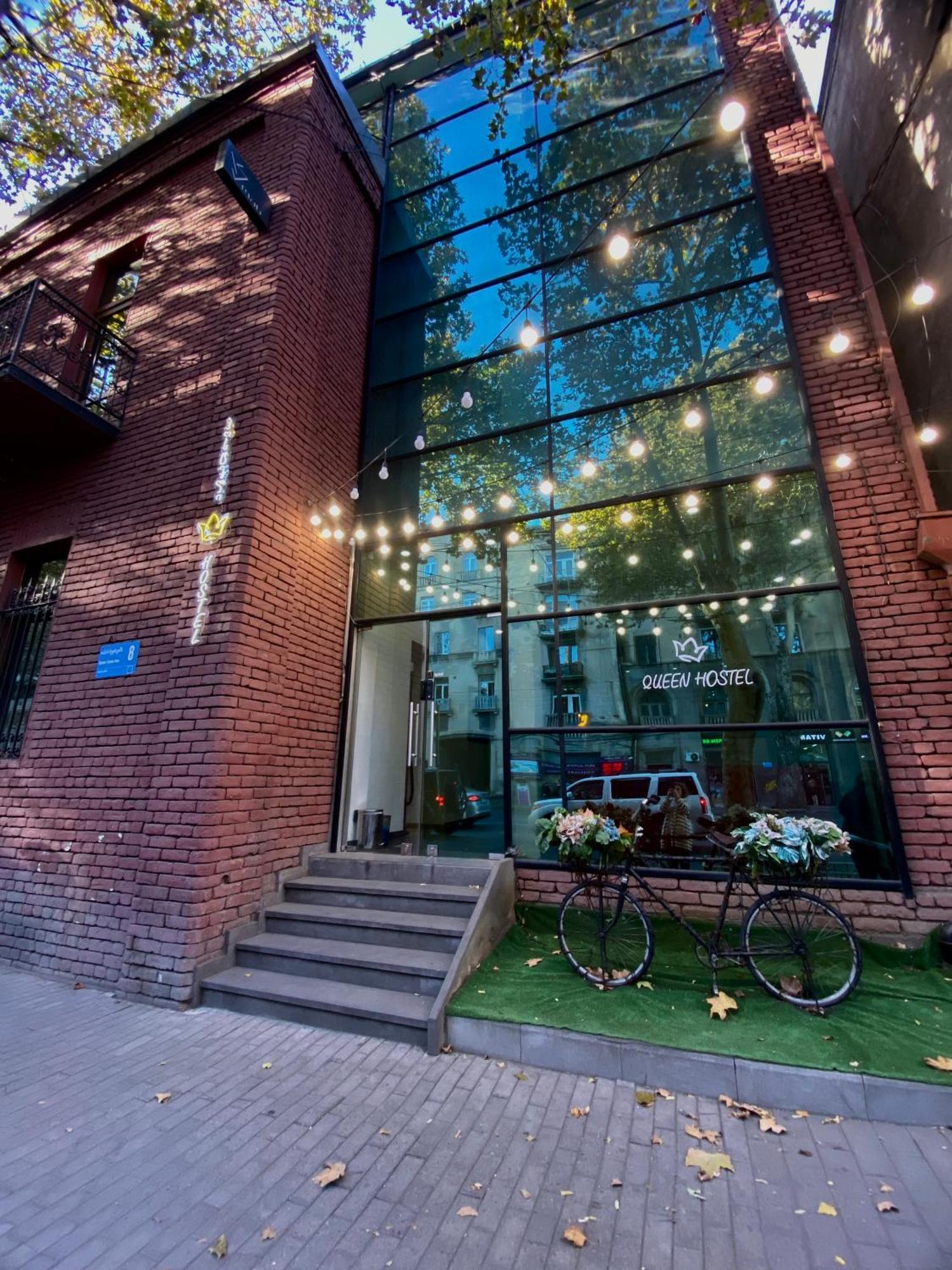 Queen Hostel Тбилиси Экстерьер фото