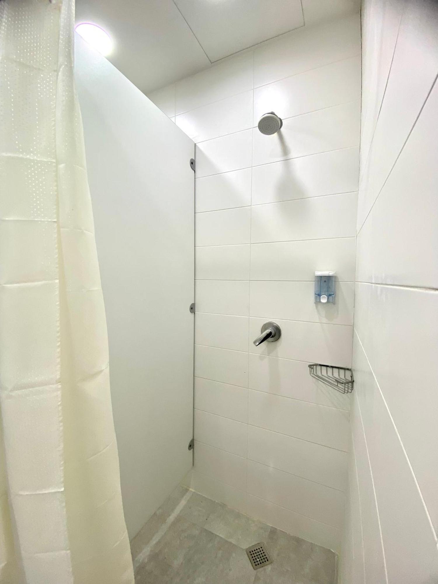 Queen Hostel Тбилиси Экстерьер фото